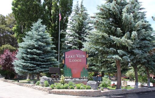 Lake View Lodge - Housity