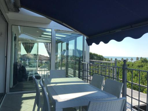 ATTICO SUL MARE - Housity