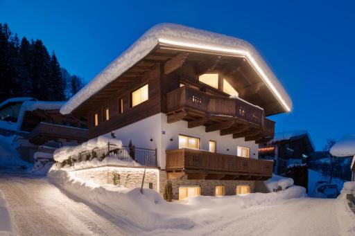 Villa Mountainview - Kirchberg bei Kitzbühel, Sauna, Kamin, nicht weit zu den Skiliften - Housity