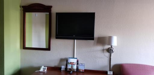 Newport News Inn - Housity