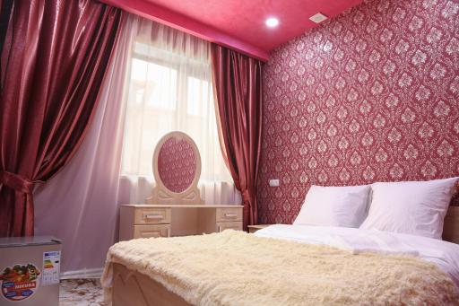 Lovely Hotel in Centre - Housity