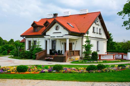 Dworek Opartowo - Housity