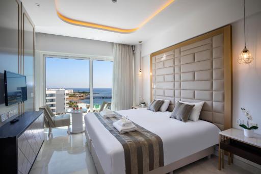 Constantinos the Great Beach Hotel - Housity