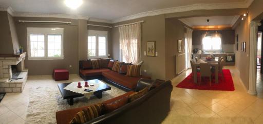 In the Shadow of Meteora - Housity