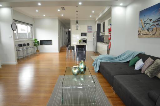 Home away from home newly built and spacious - Housity