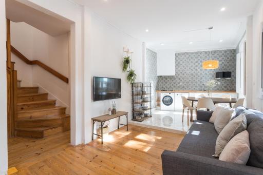 Alfama Tale Four-Bedroom Apartment w/ River View - by LU Holidays - Housity
