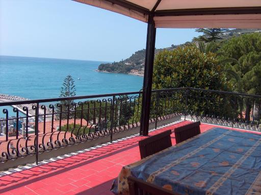 LA TERRAZZA SUL MARE Cod AAUTIM10907 - Housity