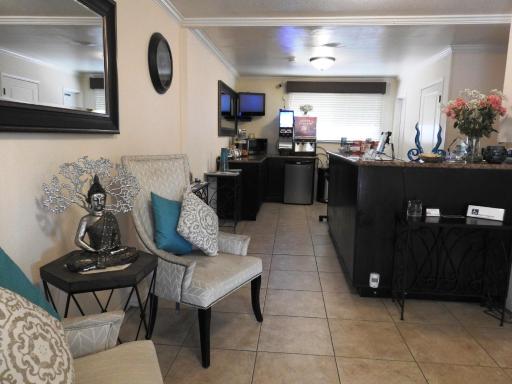 Stanford Motor Inn - Housity