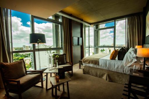 Travel Proud Grand Brizo La Plata - Housity