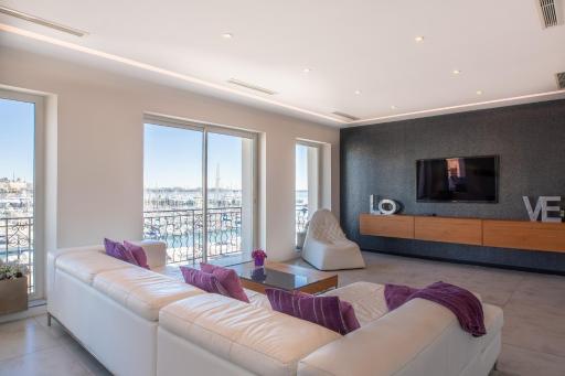 Cannes Vieux Port - Housity