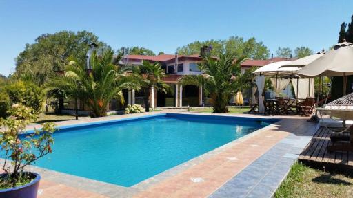 South Landing Inn - Housity