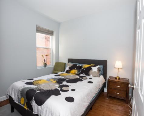 Steps to Convention Center, Downtown DC, and Metro Station: Private and Comfortable Bedroom/Bathroom - Housity