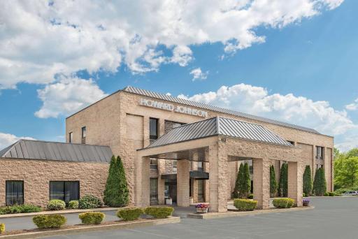 Howard Johnson by Wyndham Amherst Hadley - Housity