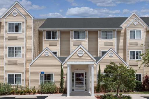 Microtel Inn & Suites Leesburg - Housity
