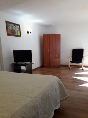 Mediterraneo Apartments (Recreo) - Housity