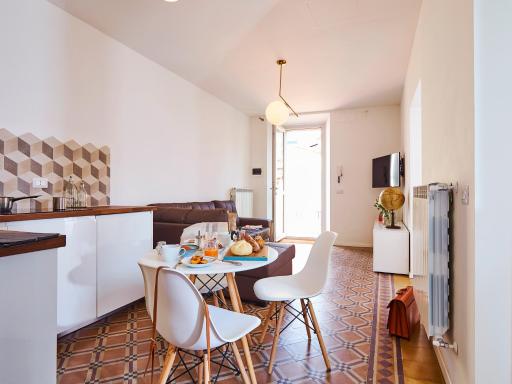 23 Lake Sweet Home - Housity