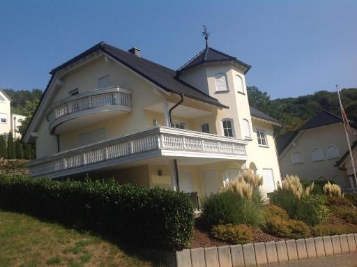 Landhausvilla - Housity