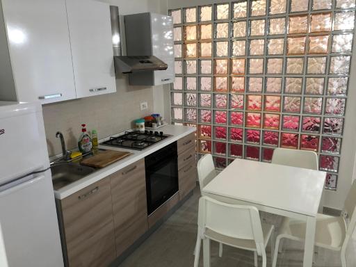 Dione - Housity