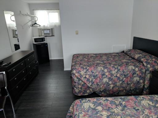 Hilltop Motel - Housity