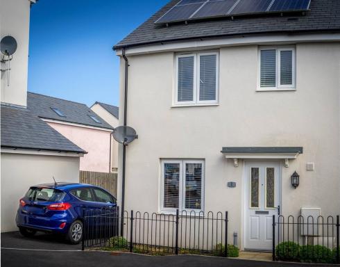 Modern Luxury Holiday Home - Housity