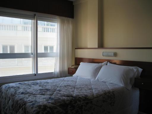 Hostal Roma - Housity