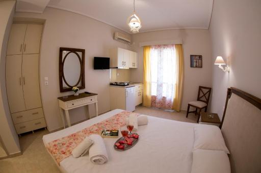 Bellarias House - Housity