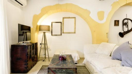 The heart of Cagliari, cozy 2 bedroom apartment - Housity