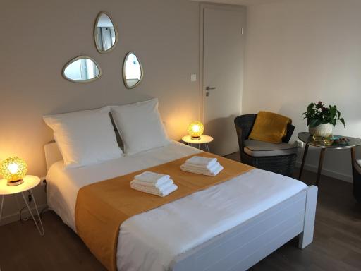 La pierre du petit'hom - Housity