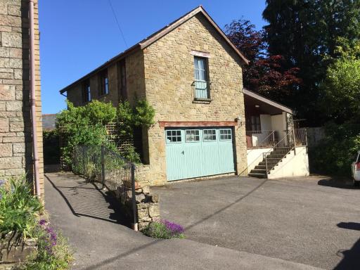 Parkfield (Chepstow BnB) - Housity
