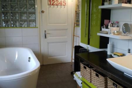 Chambre dans ancienne Ferme rénovée - Housity