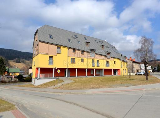 Apartmán - mezonet , Deštné - Housity