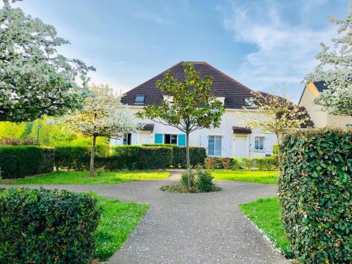 Chambres d'hôtes à thèmes à 2,4Km du parc - Housity