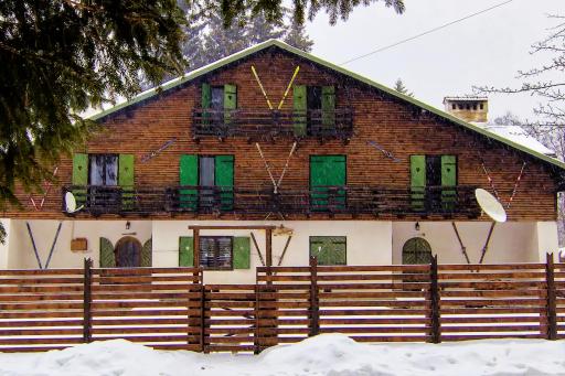 Charming Chalet Timisul de Sus - Housity