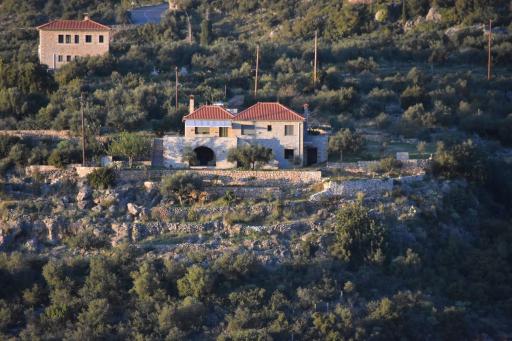 Athina's Stone House in Kardamyli - Housity