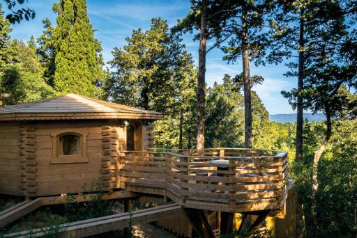 Les Cabanes Dans Les Bois Logis Hôtel - Housity