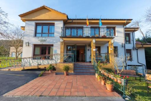 Apartamentos Trébede - Housity