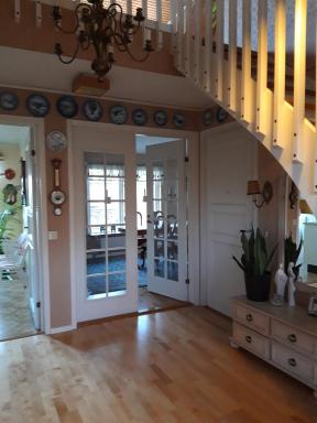 Jen's B&B - Housity