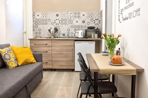 Manuela Apartments Piazza del Plebiscito Centro - Housity