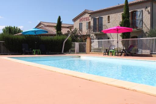 Hôtel et Restaurant Logis Le Mas de Mon Père - Housity