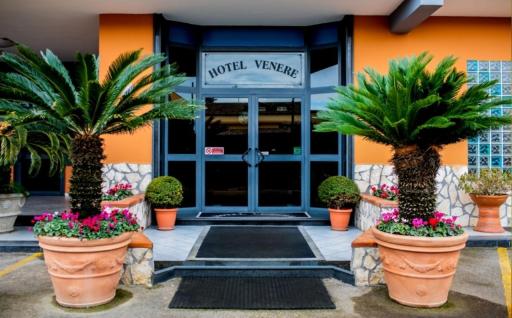 Hotel Venere - Housity