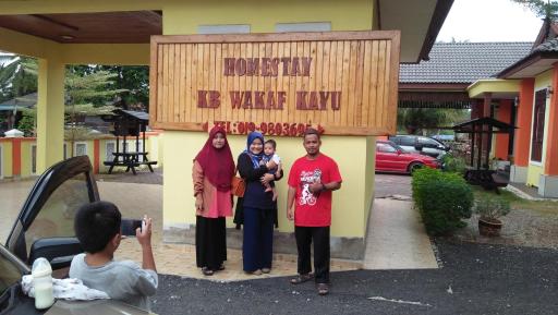HOMESTAY Kb Wakaf Kayu - Housity