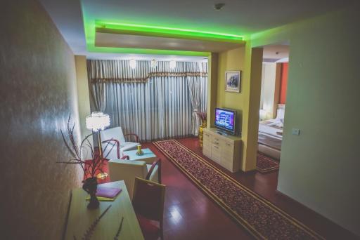 Hotel New Star - Housity