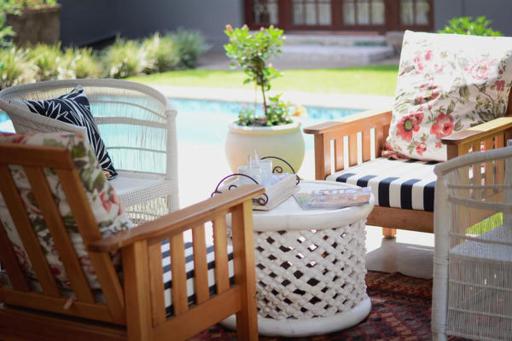 Dancing River Guesthouse - Housity