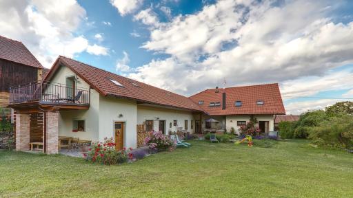 Zelený statek - Housity