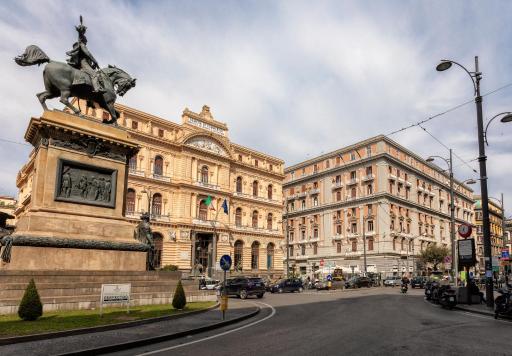 B&B Neapolitan Breakfast - Housity