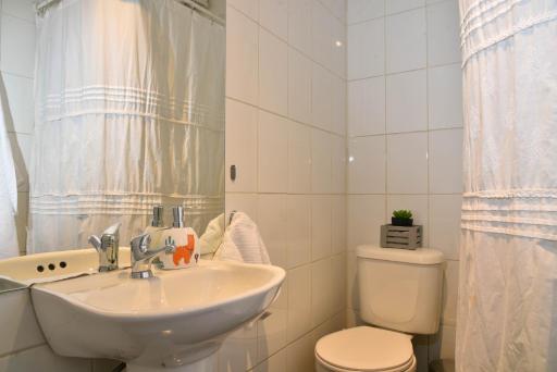 Andino Bed & Breakfast - Housity