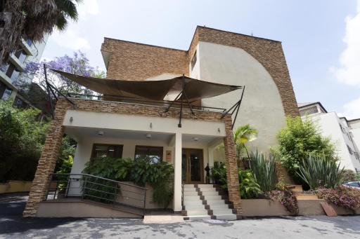 Reata Apartment Hotel - Housity