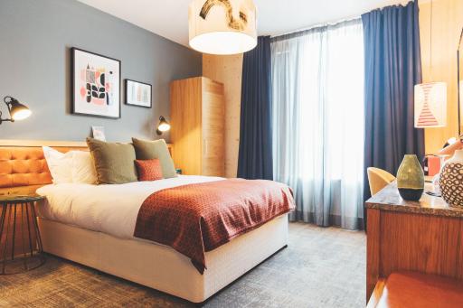 The Royal Foresters - Housity