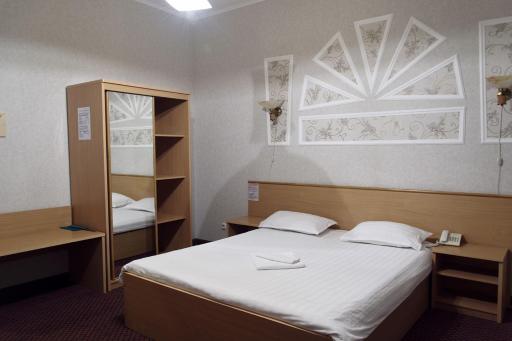Residenz Hotel - Housity