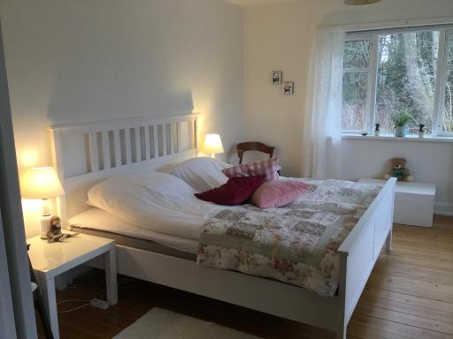 Esters House - Housity